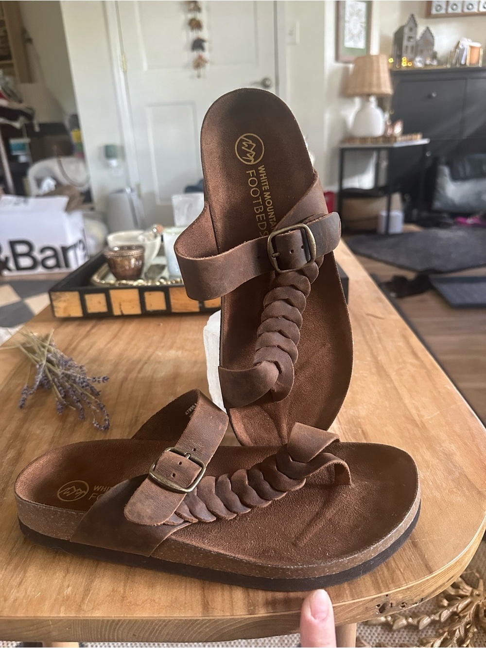 White Mountain Brown Braided Buckle Footbed Slides. Size 8. Like new